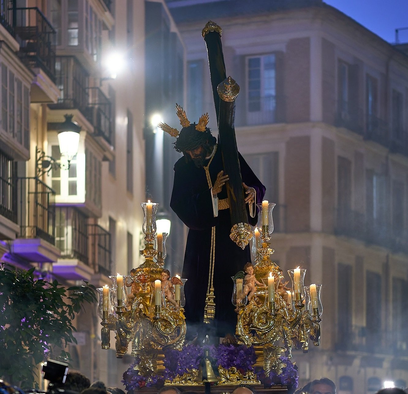 El camino hacia la cruz centra la Cuaresma cofrade en Málaga