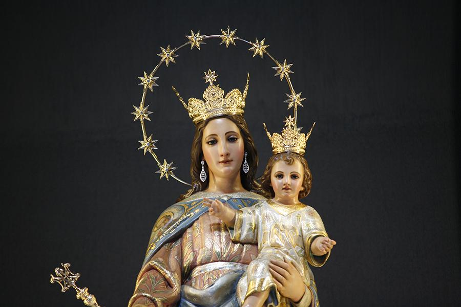 María Auxiliadora recorre las calles de Capuchinos