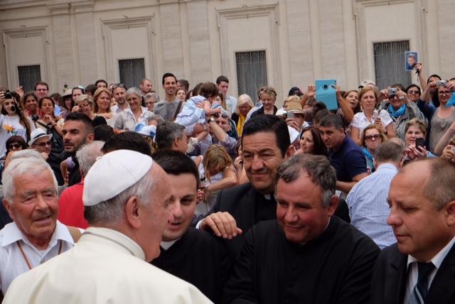 El arciprestazgo de Marbella-Estepona saluda al Papa