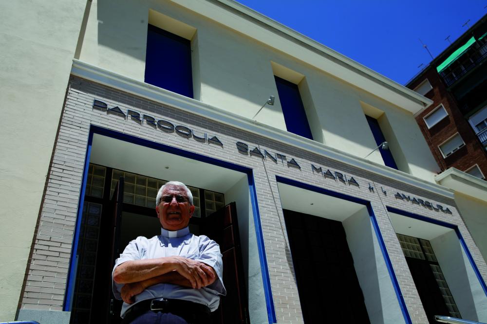 Antonio Aguilera en su parroquia, la Amargura