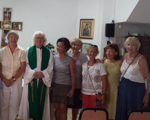 Misas en inglés en el centro Lux Mundi de Torre del Mar