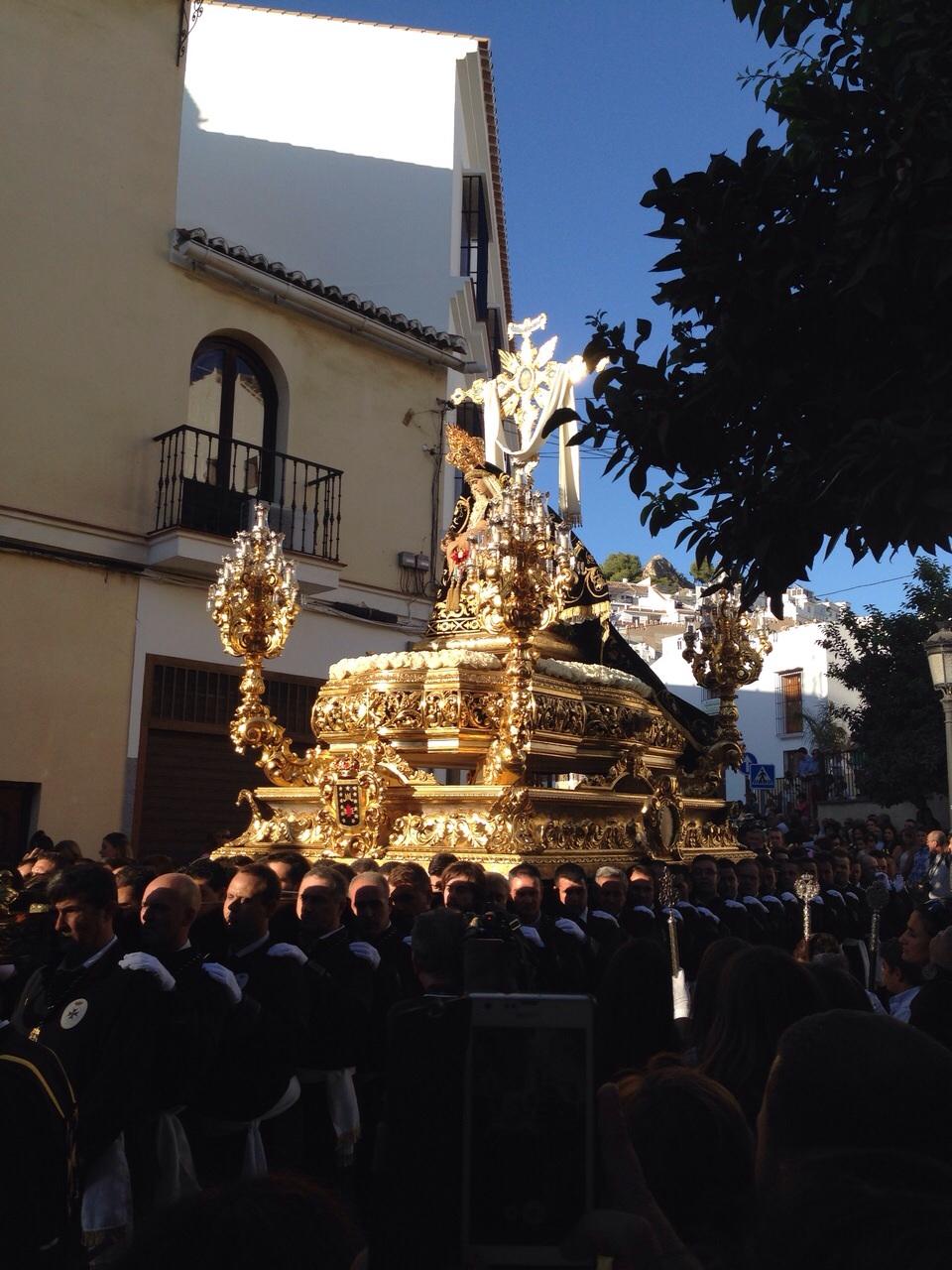 Las Angustias de Vélez es coronada canónicamente