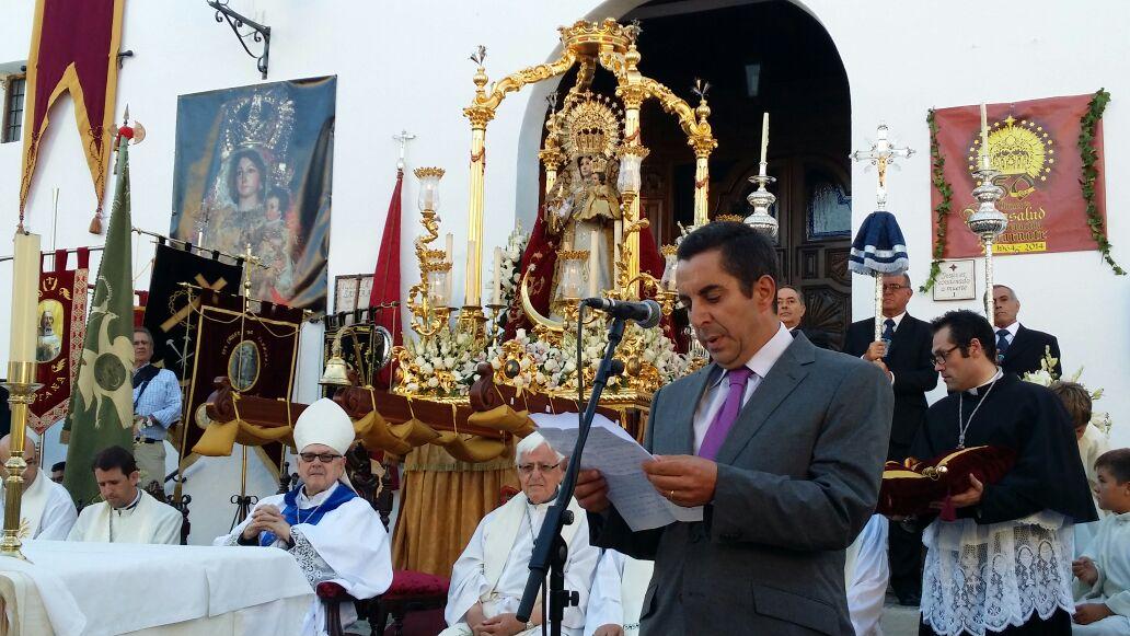 Alfarnate vive un día histórico con su Virgen de Monsalud