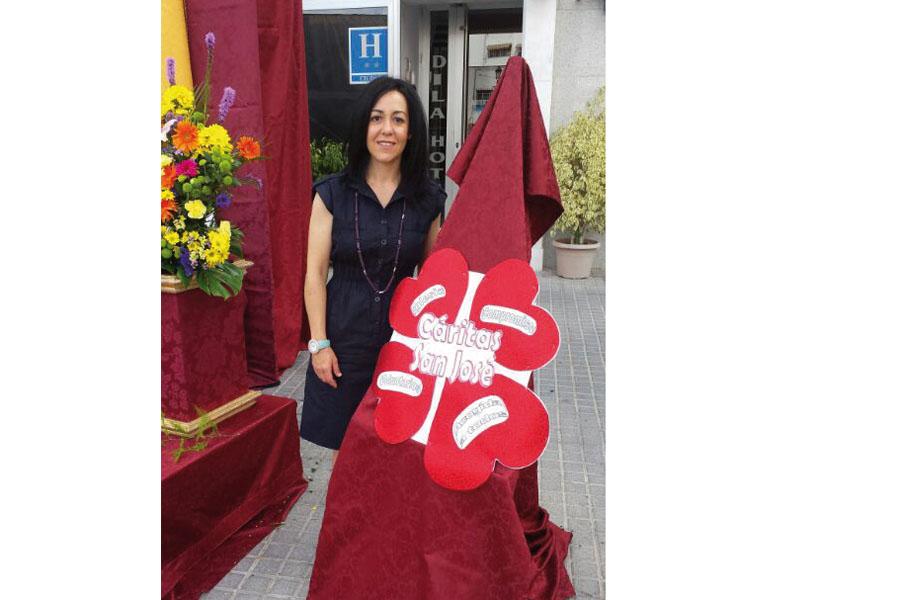 Eva, Alicia y José Antonio explican su labor en las parroquias