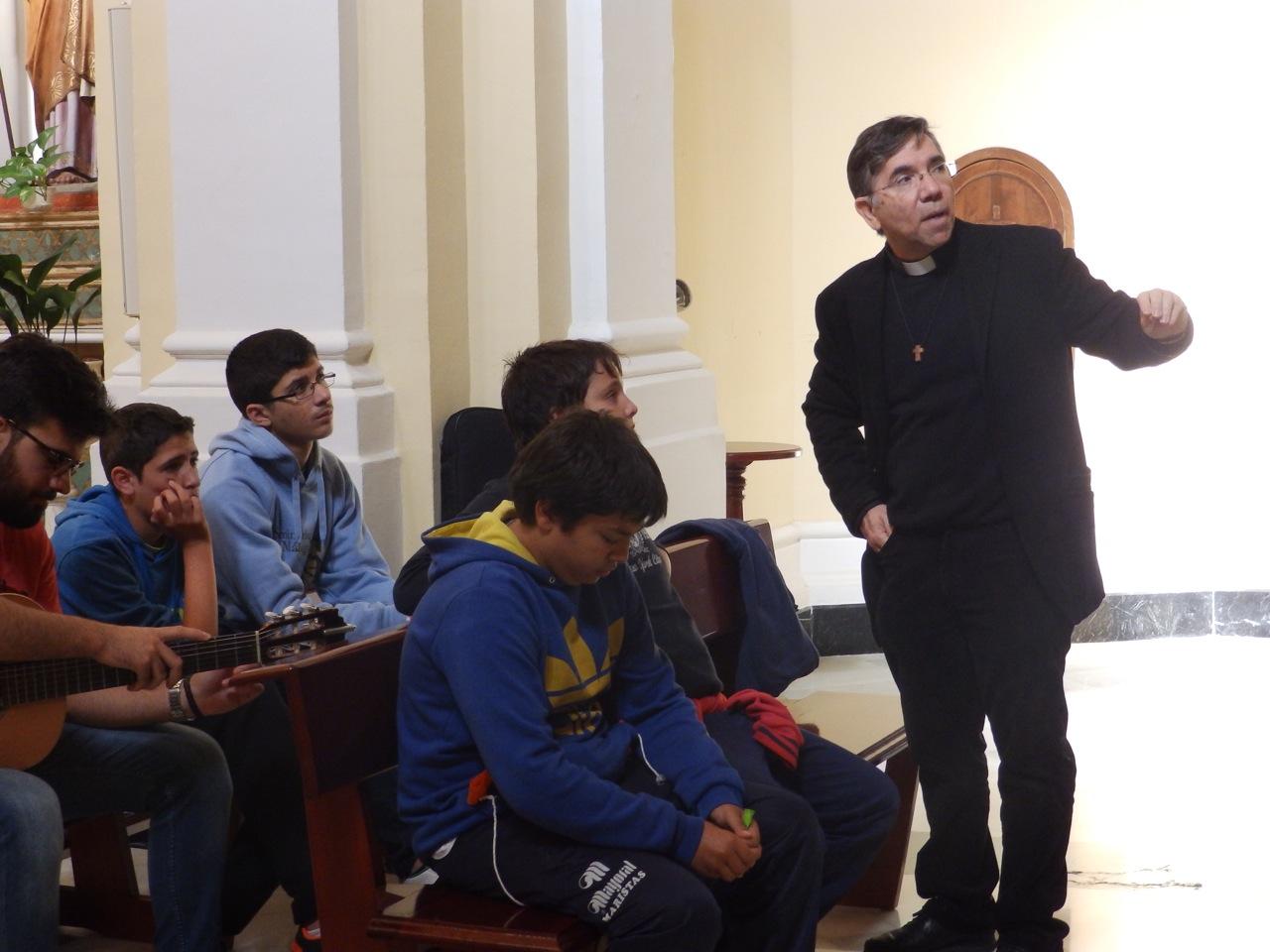 Los seminaristas menores visitan el carmelo de S. José