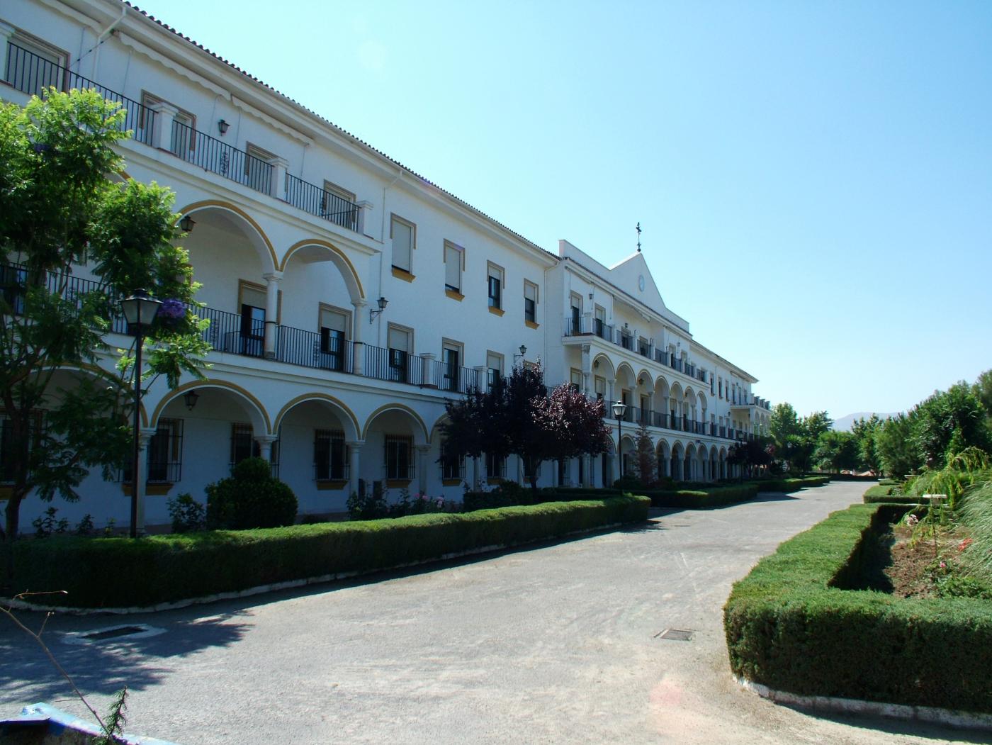 Fachada de la Residencia de Mayores de las Hermanitas de los Pobres (Ronda)