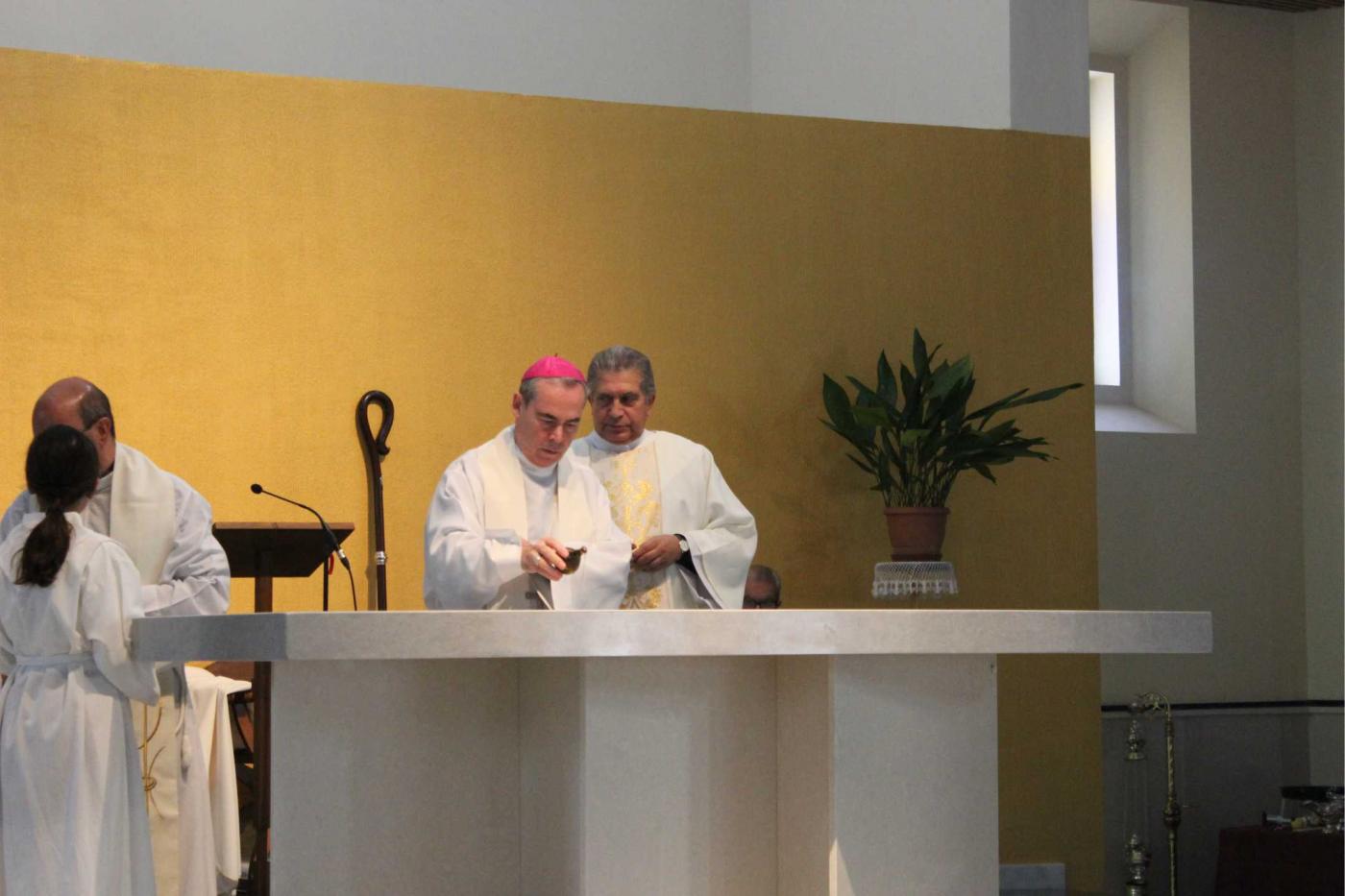 Mons. Catalá durante la Eucaristía