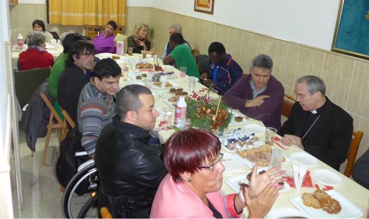 D. Jesús Catalá visita la Casa Sagrado Corazón
