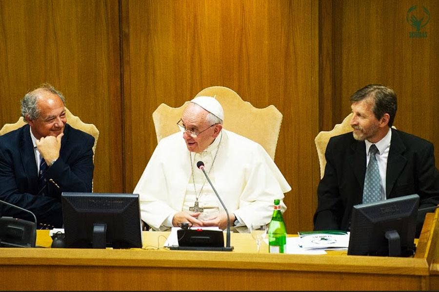 El papa en el Congreso Scholas, el año pasado