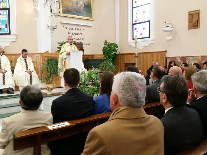 «No arrinconemos la vida cristiana al ámbito de lo privado»