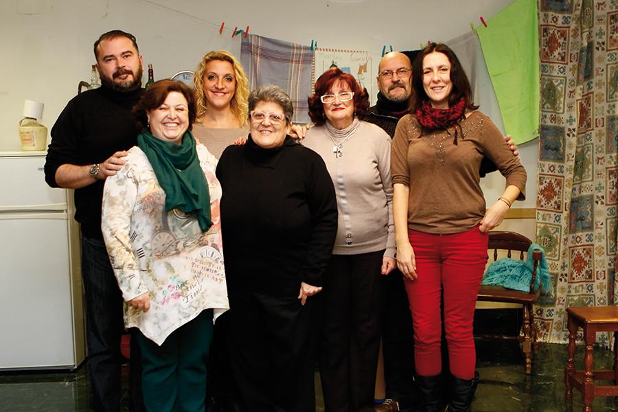 Teatro a beneficio de la Misión