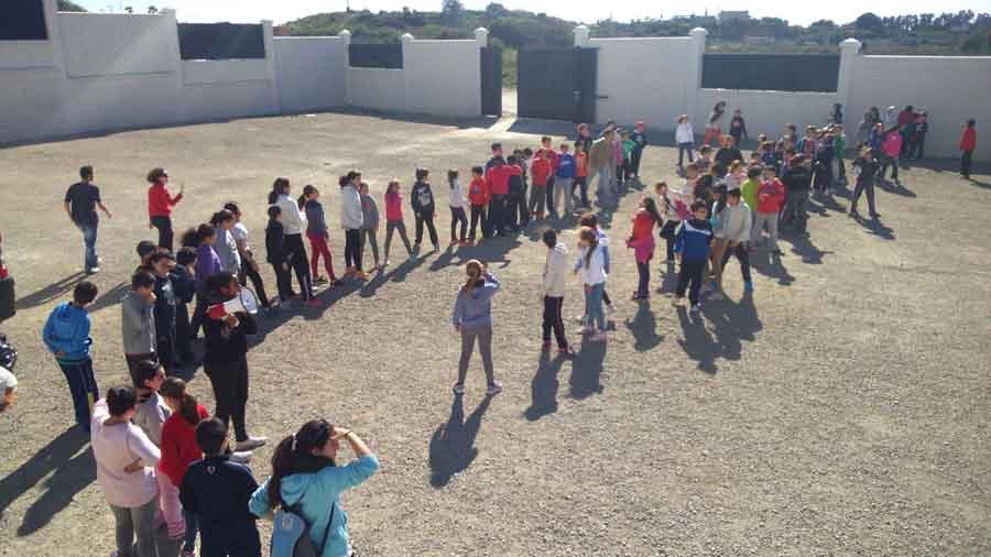 Cerca de 200 niños ponen su "corazón en obras"