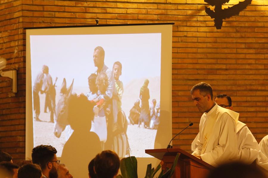 Durante la celebración se proyectaron imágenes alusivas