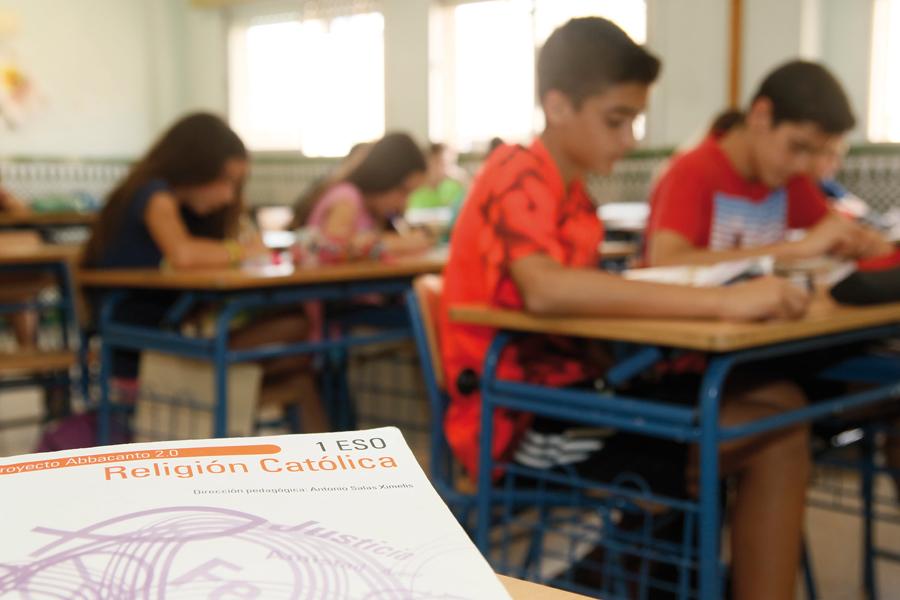 El 70% de los alumnos malagueños elige Religión Católica