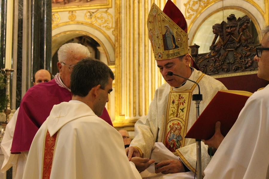 Ordenación sacerdotal de José MIguel Antequera e Isidro Calderón