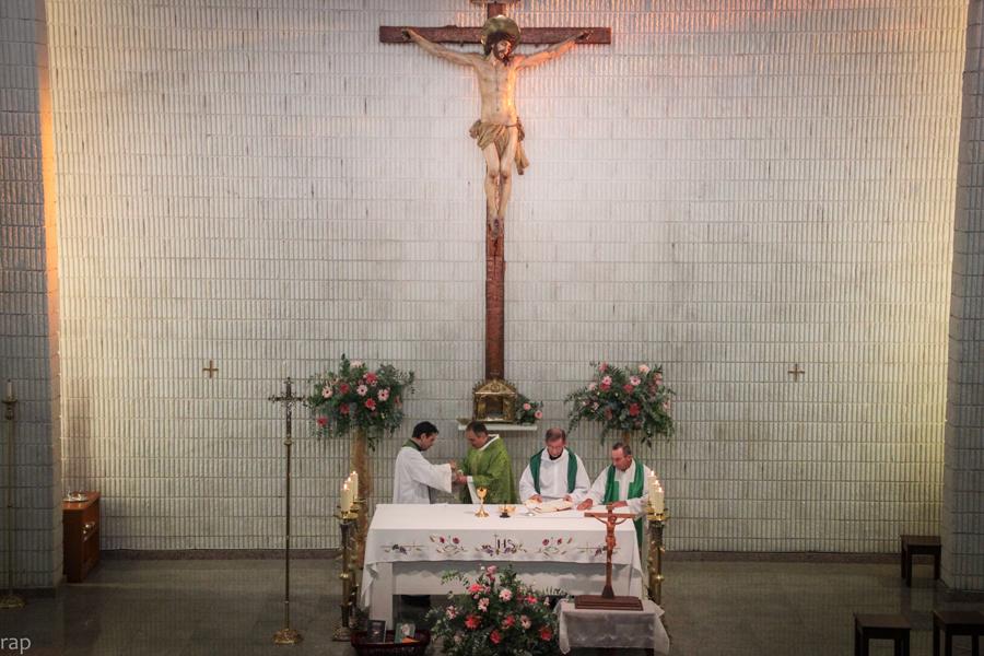 La parroquia de San Miguel, en Málaga, despide a su párroco Fernando del Castillo