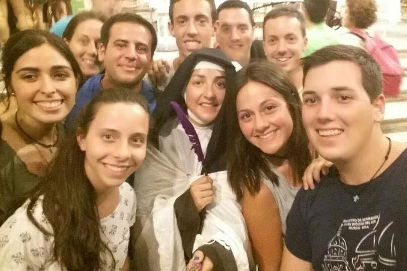 Grupo de participantes malagueños en el EEJ, camino de Ávila