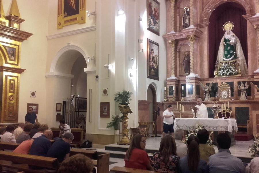 Los jóvenes de Estepona organizan un triduo a santa Teresa de Jesús