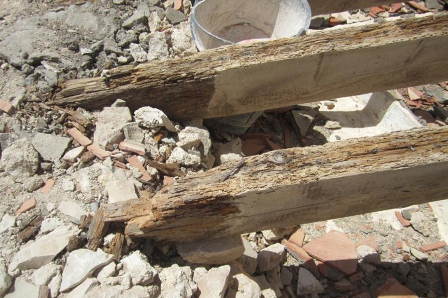 Obras de restauración en el templo de Teba