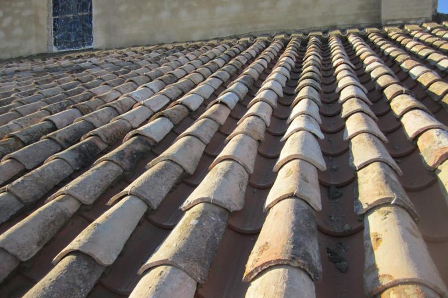 Obras de restauración en el templo de Teba