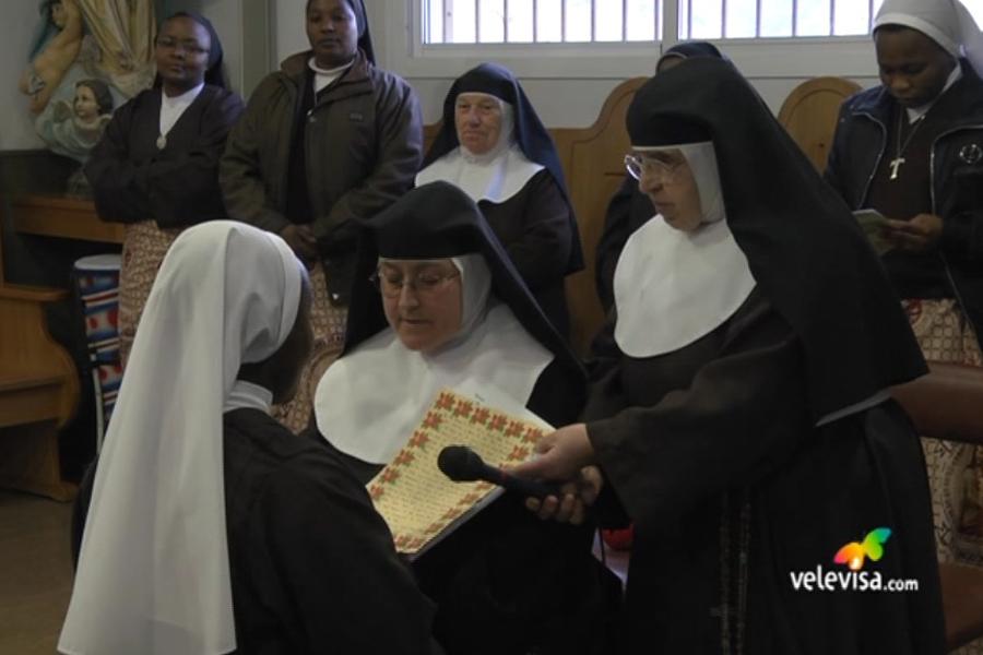 VÍDEO: Profesión religiosa de una clarisa en Vélez-Málaga