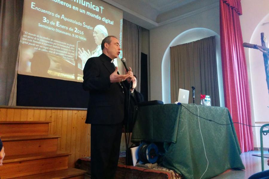 «El laicado es una potencia que está por estrenar»