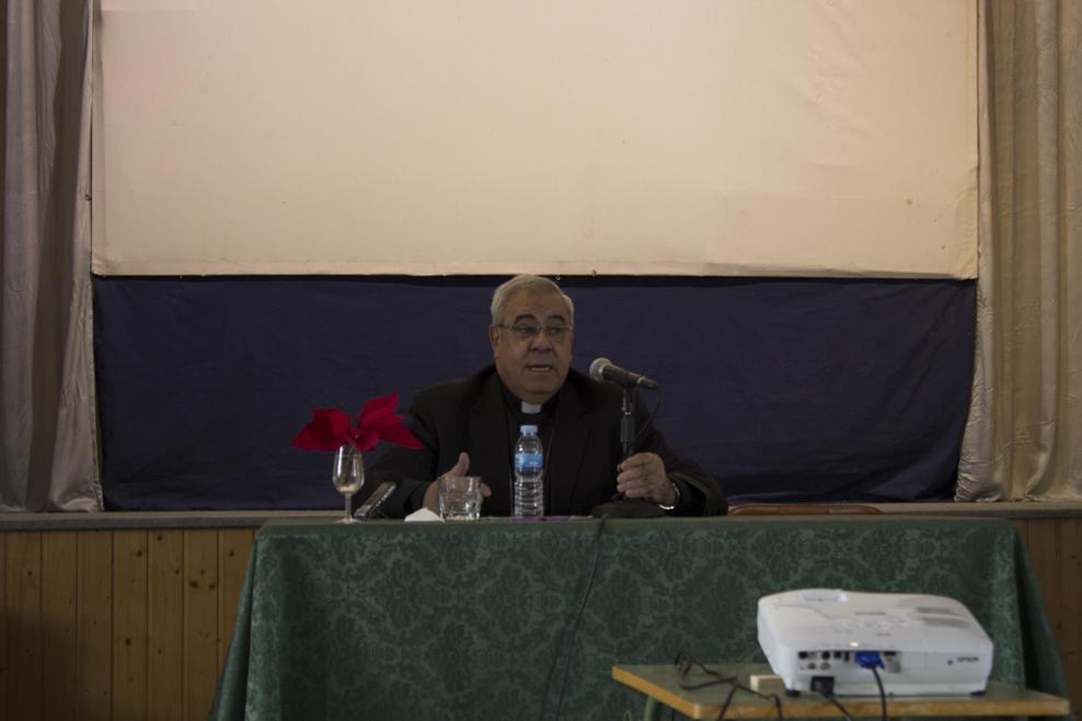 Ponencia de mons. Martínez. FOTO: PAULA CRUZ