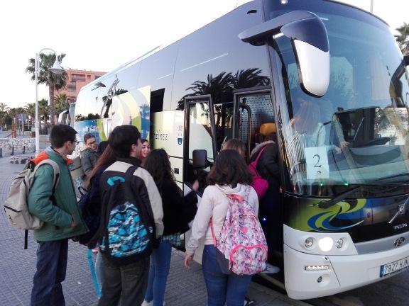 Jóvenes camino de Murcia