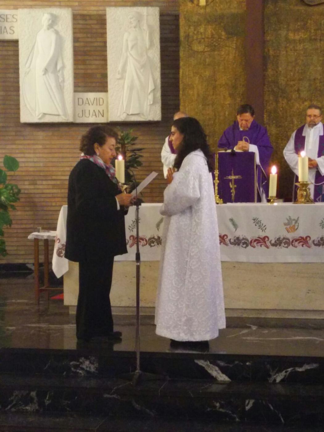 Profesión religiosa de una Misionera Idente