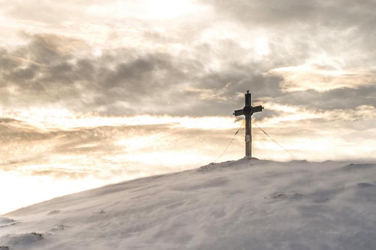 Viernes Santo: El misterio de Cristo muerto
