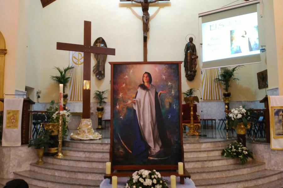 Vigilia de oración en la parroquia de Los Boliches, ante el Icono de la Inmaculada Joven
