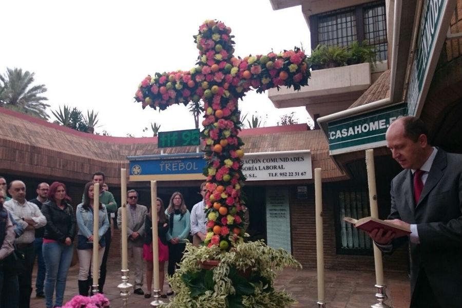 Bendición de la Cruz de Mayo organizada por SAVITUR 