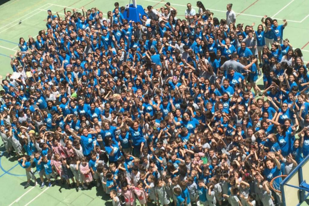 Vuelve al Colegio El Monte la "Marea azul por Sri Lanka"