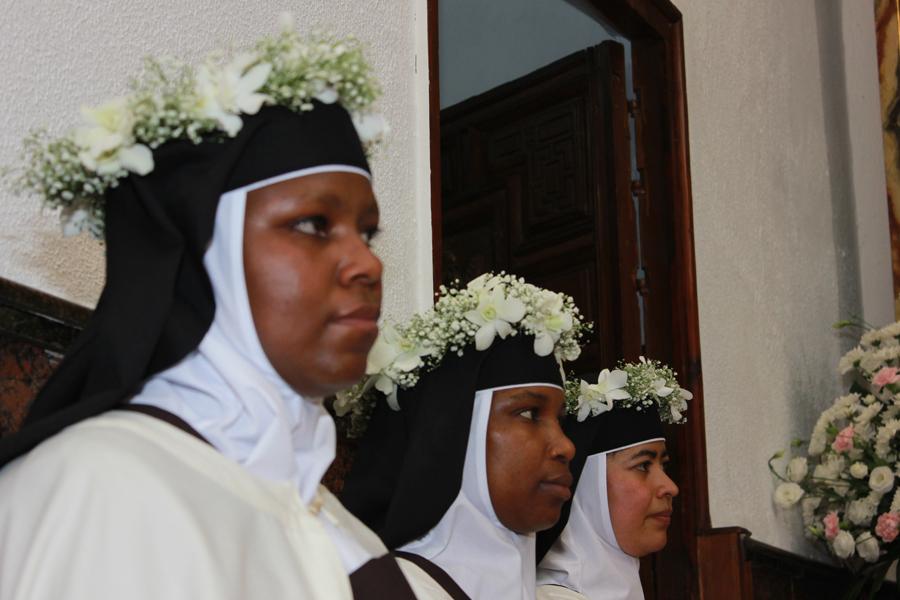 Tres nuevas Carmelitas Calzadas en Cañete la Real