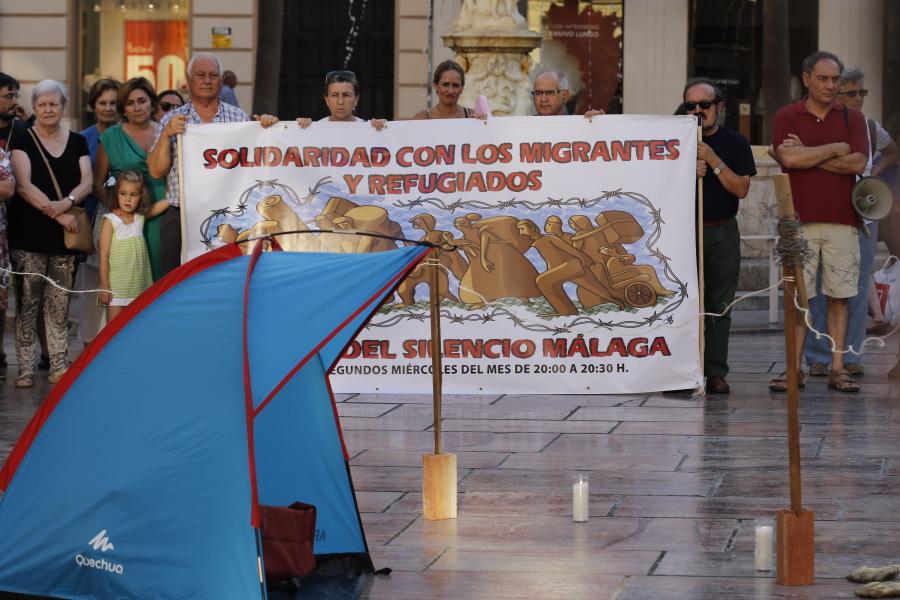Círculo del silencio de julio en la Plaza de la Constitución