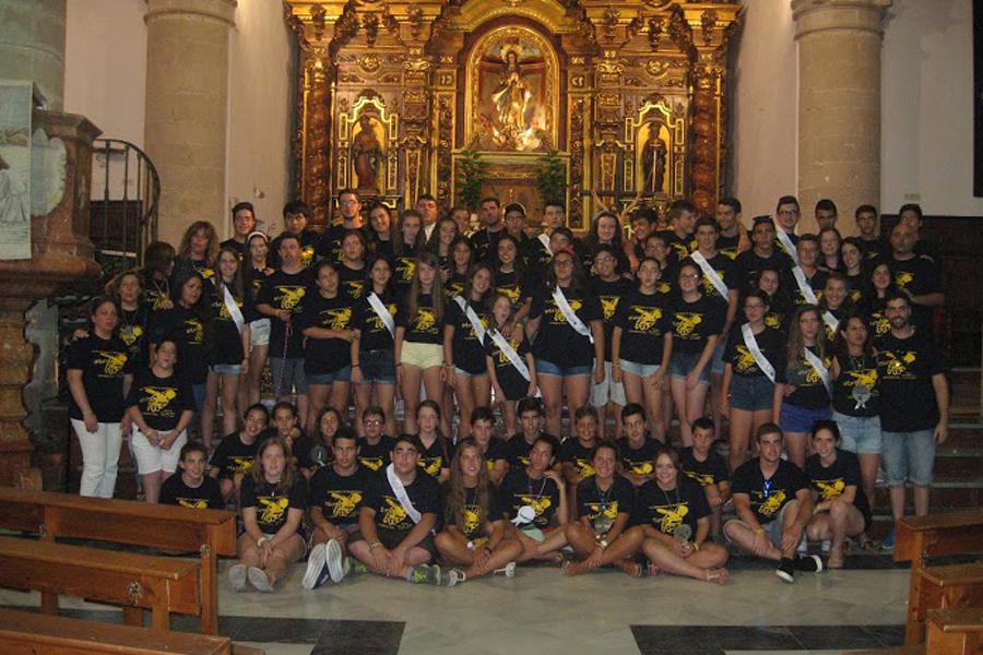 Los niños y jóvenes de las parroquias de Coín, Monda, Guaro y Alhaurín el Grande se han unido para vivir los campamentos de verano en el Santuario de Flores, de Álora