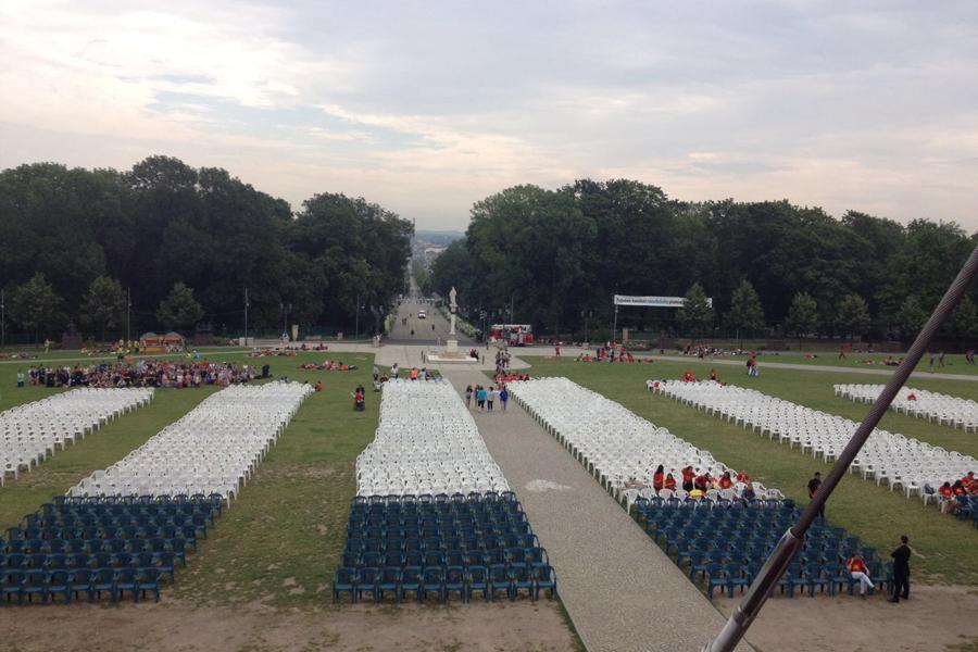 Explanada en el Santuario de Jasna Gora, en Czetochowa, lugar de celebración previa a la JMJ de los españoles el 25 de julio