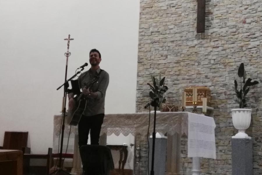 Concierto del cantautor Jesús Cabello en Vélez