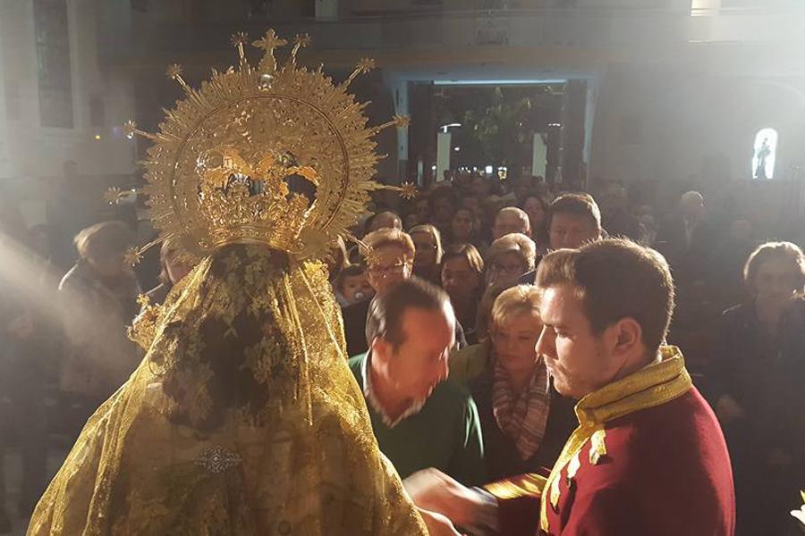 Besamanos extraordinario en Fuengirola