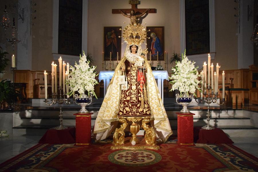 Besamanos extraordinario y clausura del Año de la Misericordia en Fuengirola