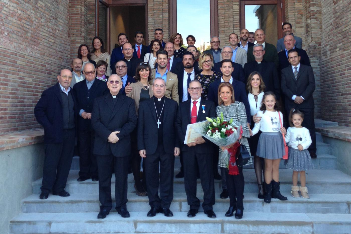 Luis López de Sebastián recibe la Medalla Pro Ecclesia Malacitana