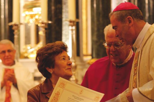 María Teresa Isaac: «Tenía que dar gratis lo que gratis había recibido»