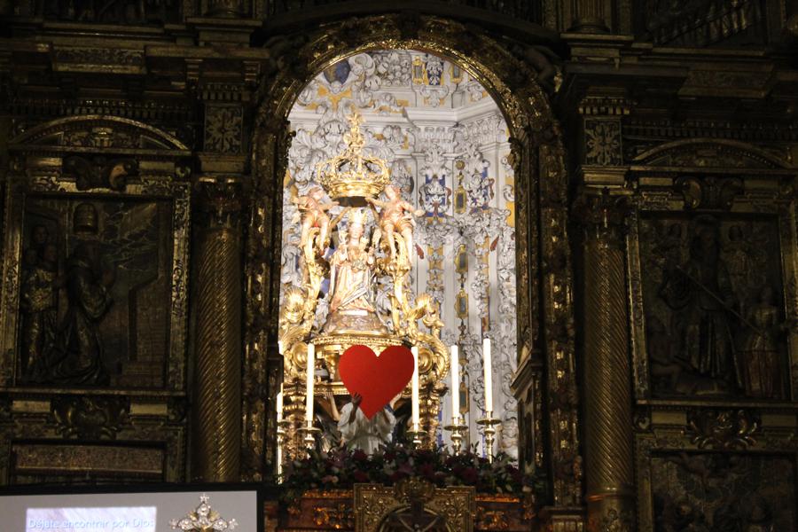 Vigilia de la Inmaculada en el Santuario de la Victoria // M. J OTERO