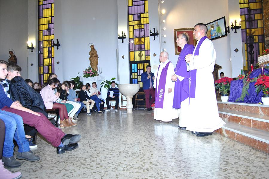 Confirmaciones en la parroquia de San Sebastián, en Coín