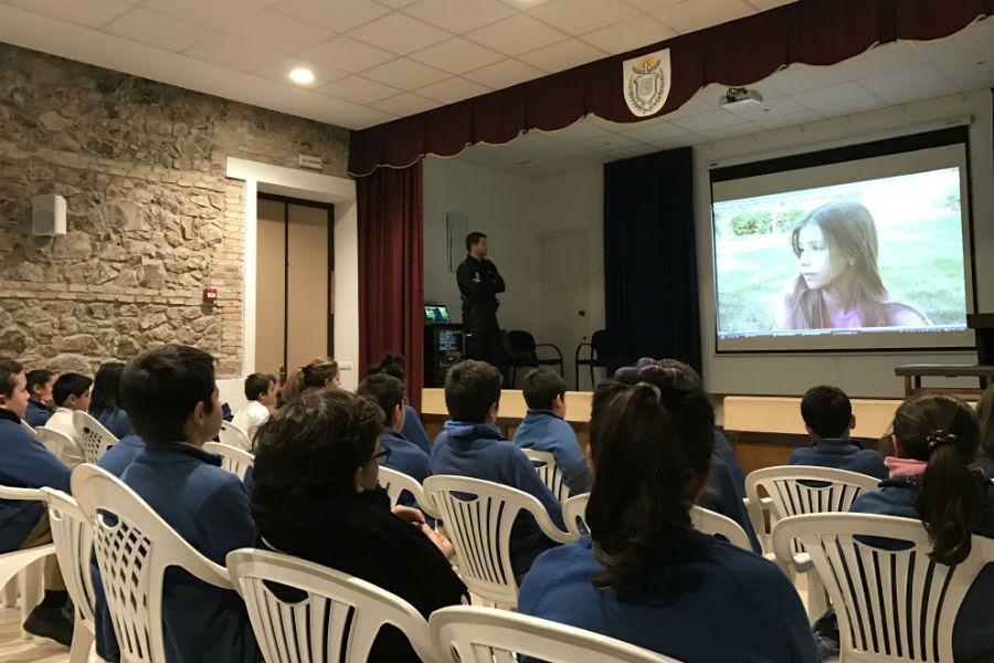 El Colegio Sagrada Familia “El  Monte” pionero en un programa de Ciberexpertos