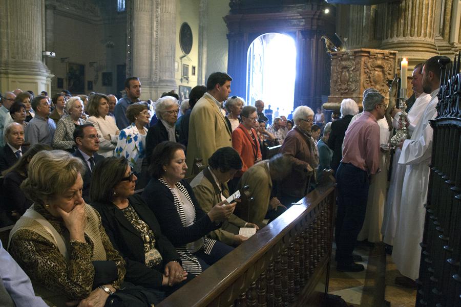 Viernes Santo en la Catedral de Málaga // M. ZAMORA