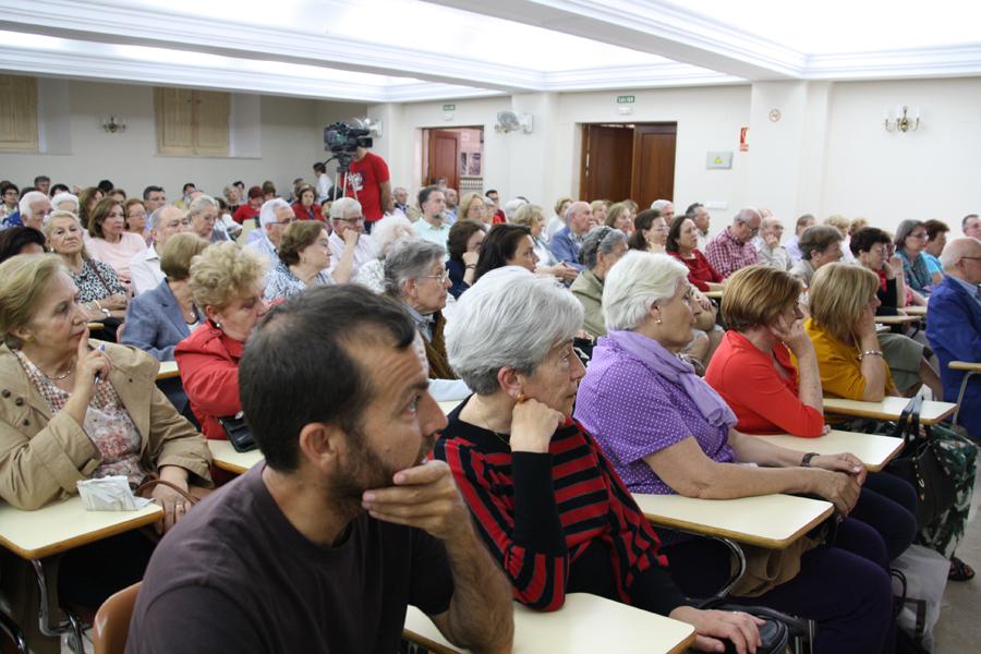 Conferencia del sacerdote y profesor Rafael Vázquez en el ciclo "Islam y cristianismo" // E. LLAMAS