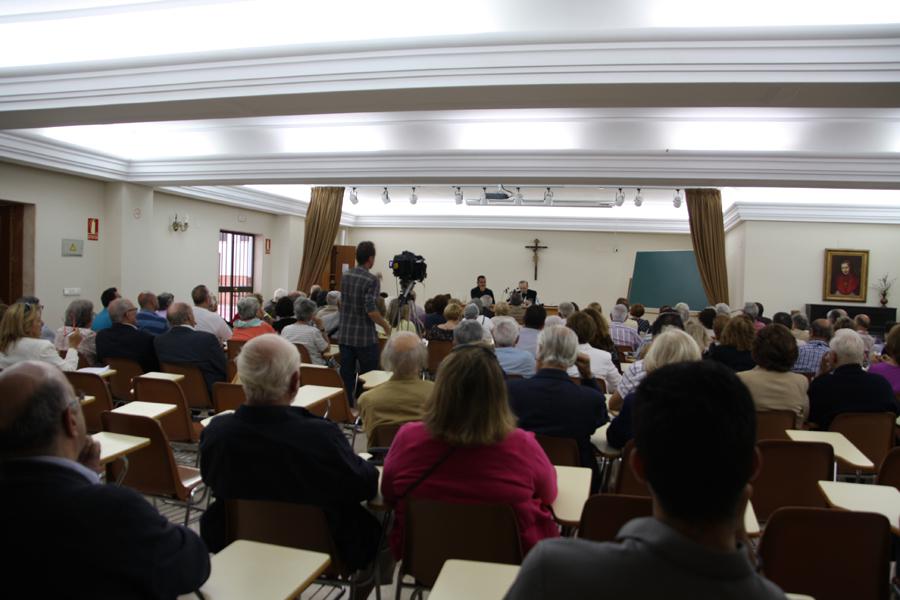Conferencia del profesor Sánchez Nogales en el ciclo "Islam y cristianismo" de la Diócesis de Málaga // E. LLAMAS