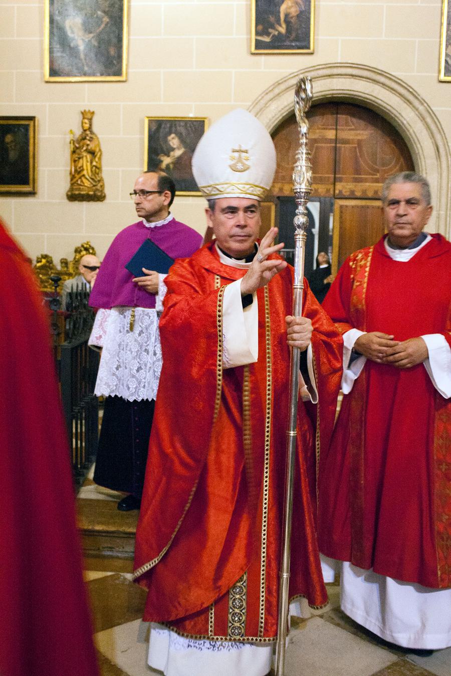 Confirmaciones en la Catedral de Málaga // M. ZAMORA