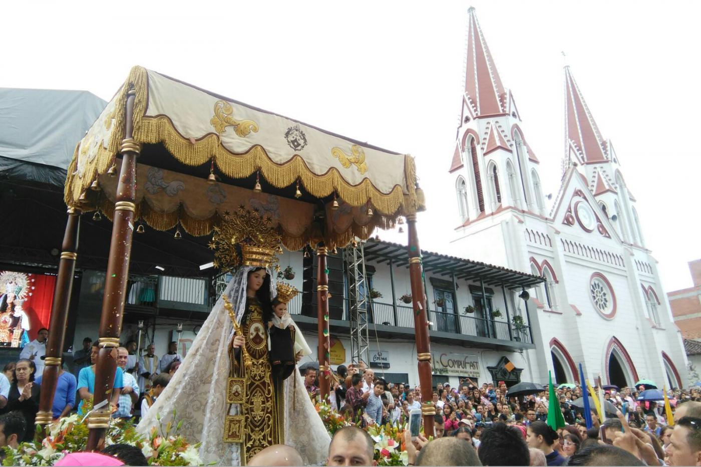 Primera Misa de Carlos Samuel Córdoba en Colombia